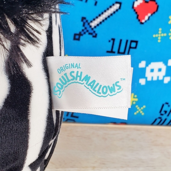 Squishmallow Tracey the Zebra 8" UltraSoft Stuffed Valentine's Day Plush NWT - Picture 8 of 12